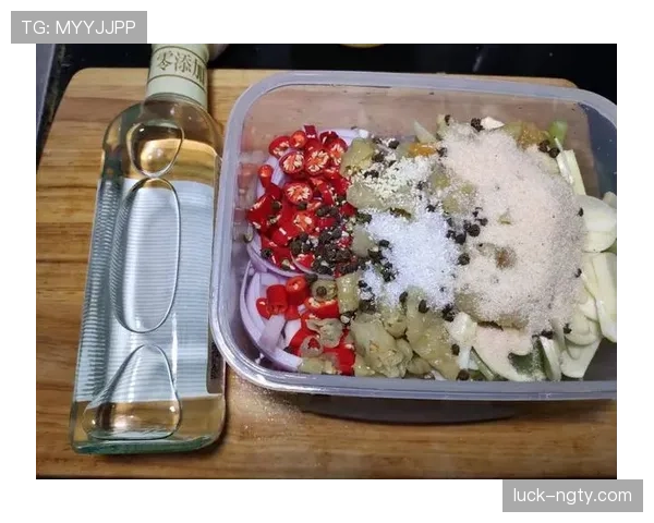 孙兴慜家冰箱里塞满泡菜,训练完回家第一件事是给老爸做饭 孙兴慜家冰箱里塞满泡菜,训练完回家第一件事是给老爸做饭