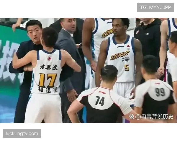 阻挡犯规怎么判?裁判如何区分合理卡位与非法阻挡 阻挡犯规怎么判?裁判如何区分合理卡位与非法阻挡
